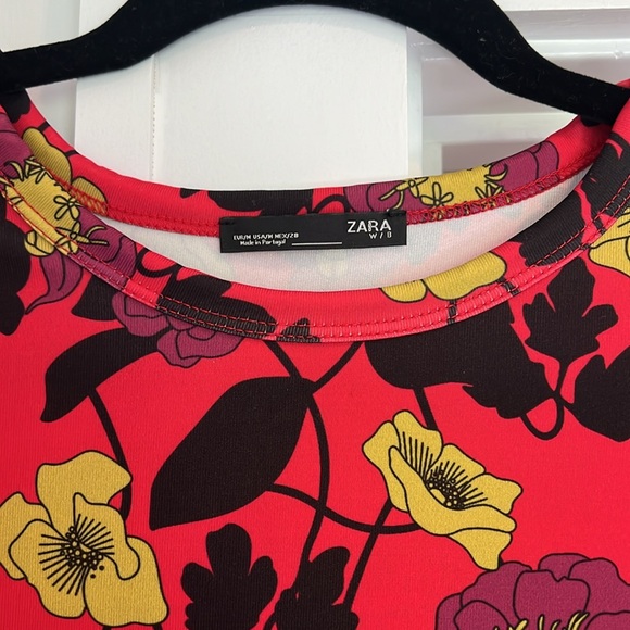 Zara Floral Dress - Picture 4 of 4